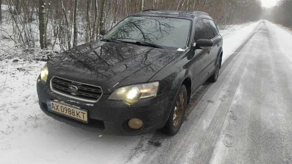 Subaru Outback Чорна Пантера