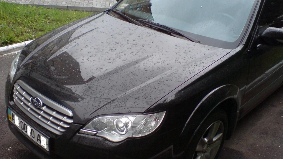 Subaru Outback Чорний мустанг