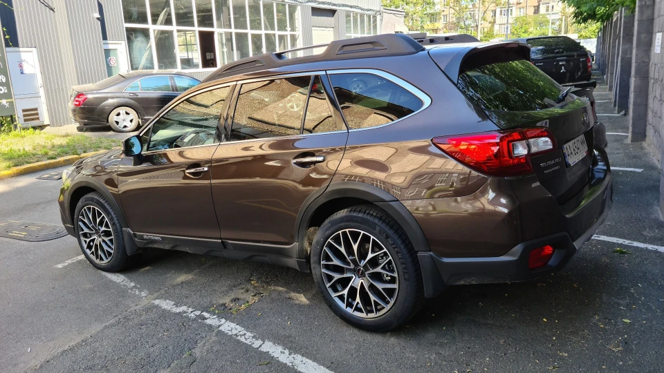 Subaru Outback 'Choco Pie' 3