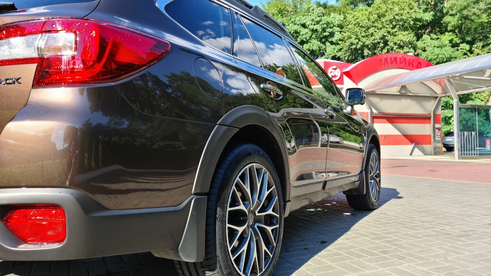 Subaru Outback 'Choco Pie' 4