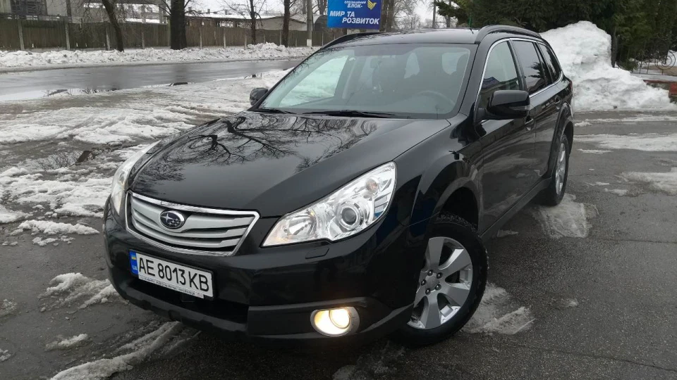 Subaru Outback Cross Country Car