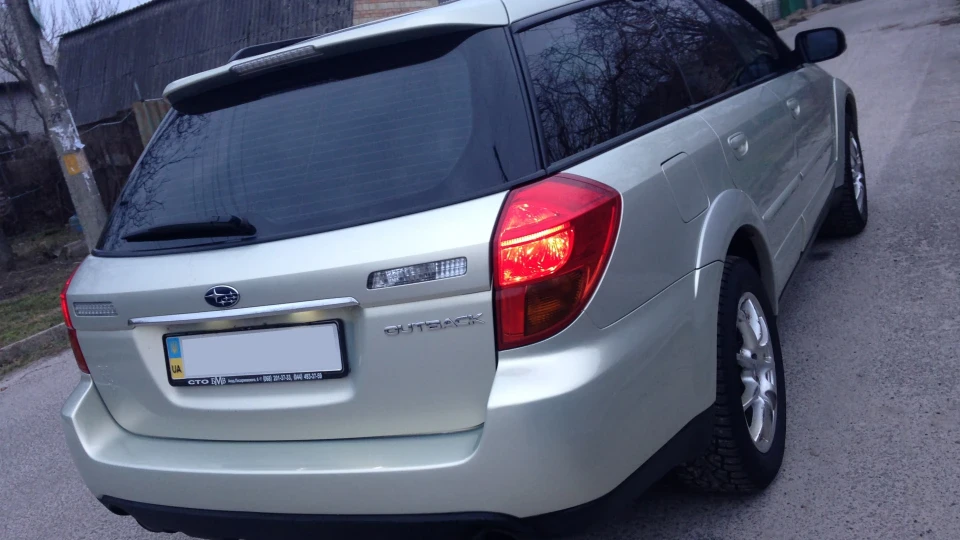 Subaru Outback EZ30 🐺 2