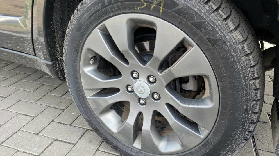 Subaru Outback графітова трішка 5