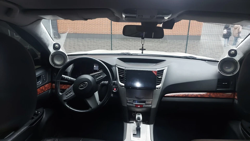 Subaru Outback крокодильчик 3.6L 2