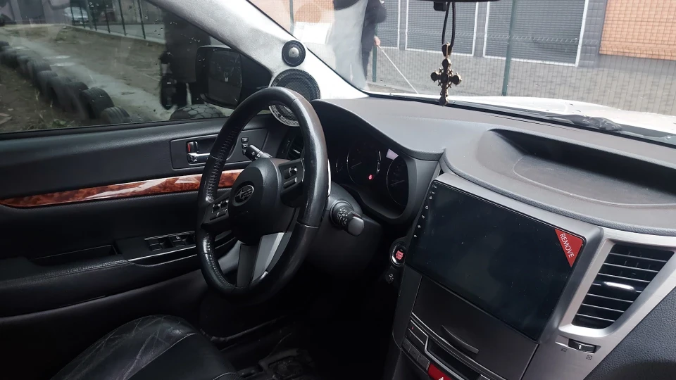 Subaru Outback крокодильчик 3.6L 3