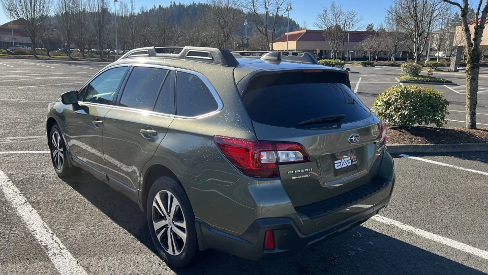Subaru Outback Limited 2
