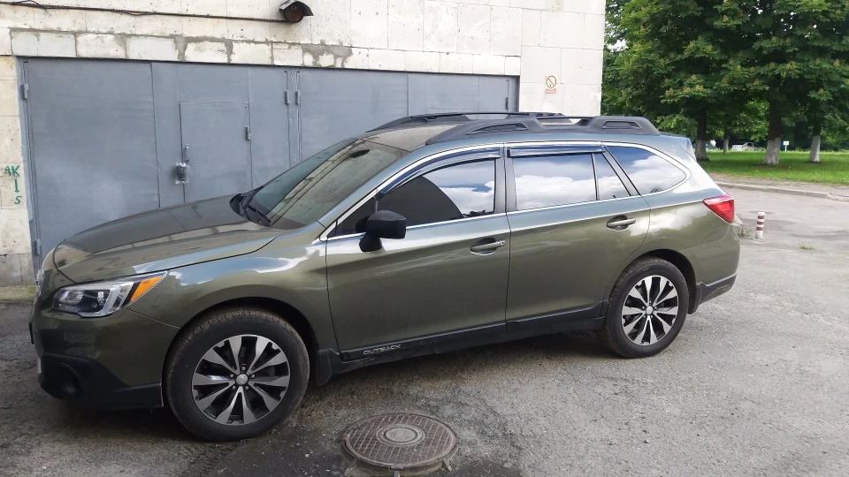 Subaru Outback Оливка