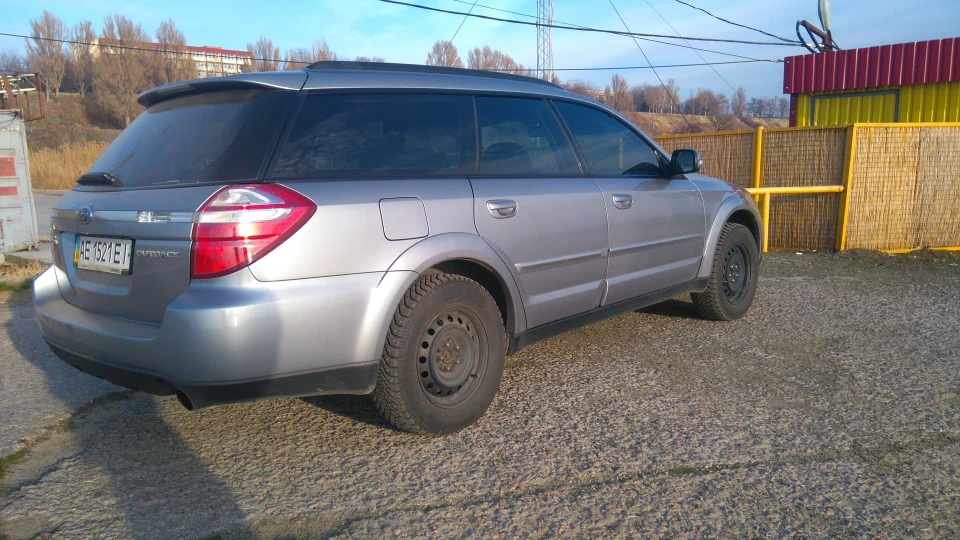 Subaru Outback OUT 4
