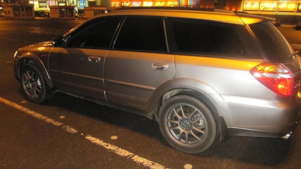 Subaru Outback Срібна Перлина 3