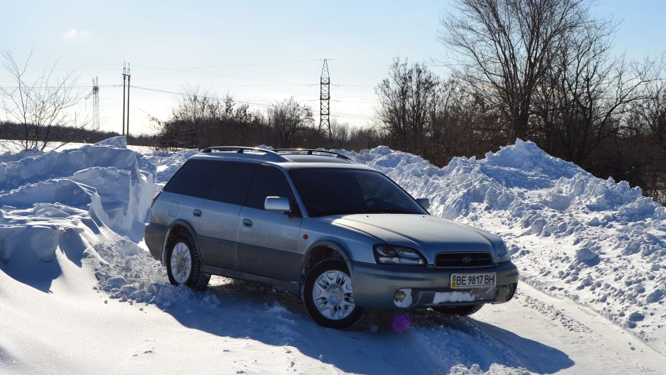 Subaru Outback трилітровий пилосос 2