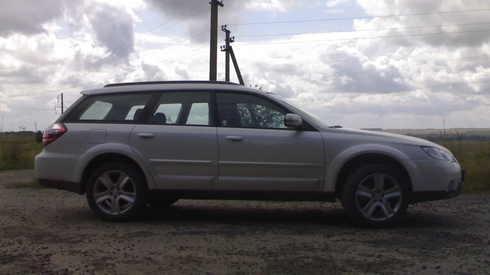 Subaru Outback Перлинний OutDog 2