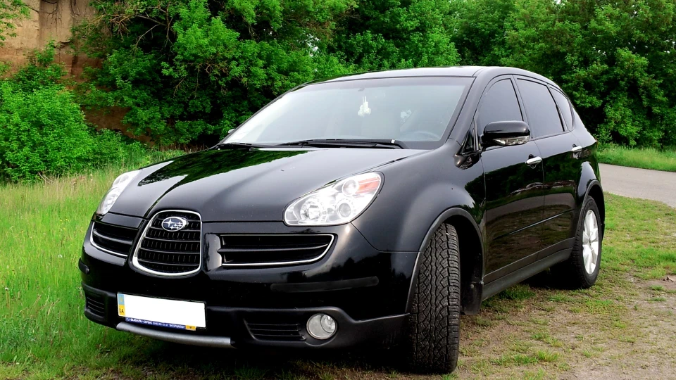 Subaru Tribeca Black Lady 2