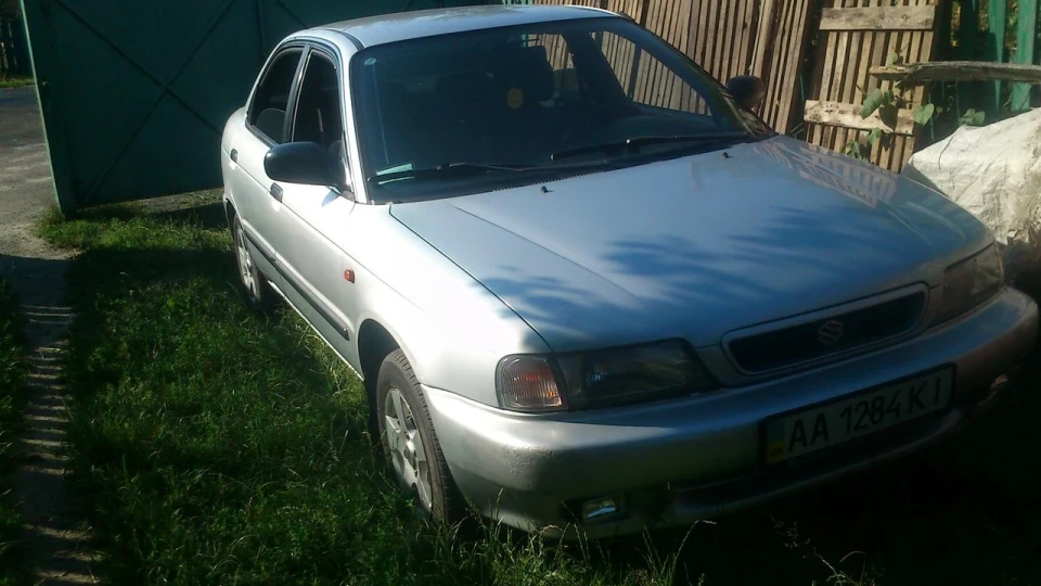 Suzuki Baleno 4