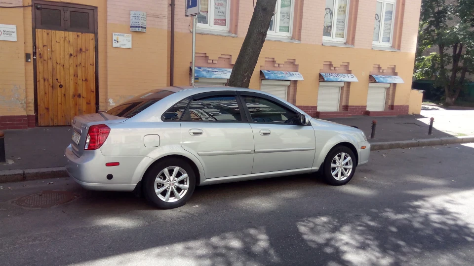 Suzuki Forenza