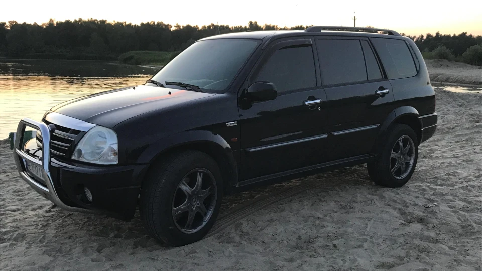 Suzuki Grand Vitara XL7 2