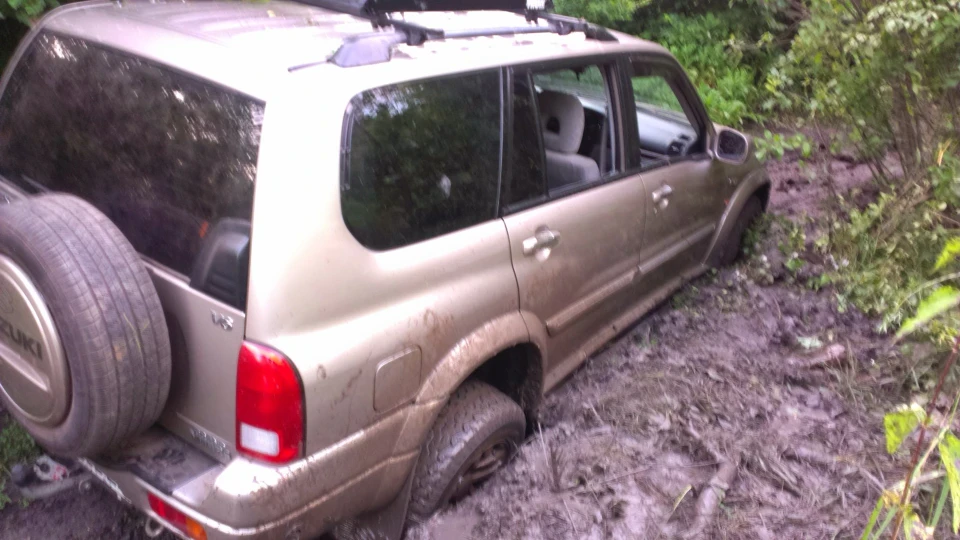 Suzuki Grand Vitara XL7 3