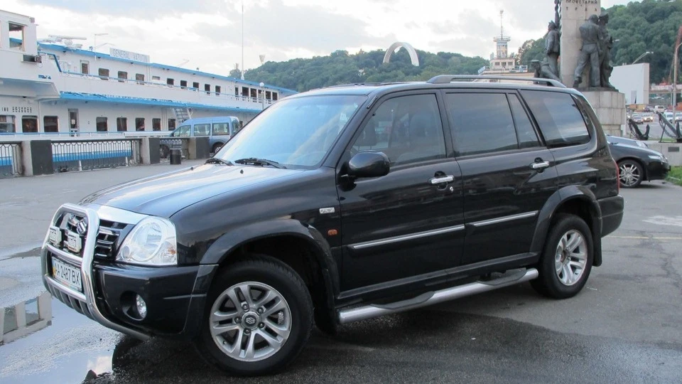 Suzuki Grand Vitara XL7 2