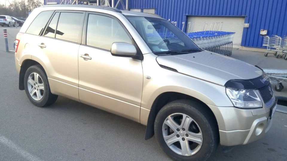 Suzuki Grand Vitara 2