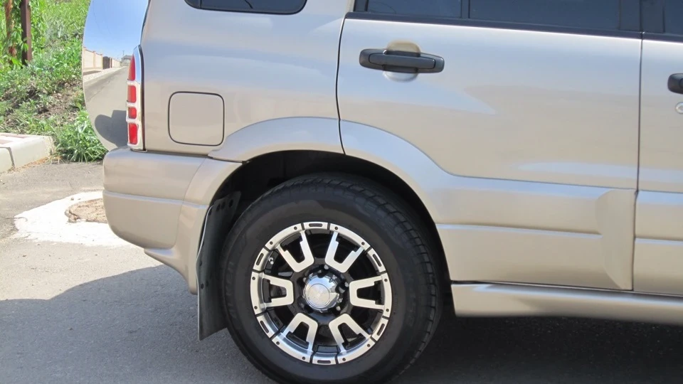Suzuki Grand Vitara 2