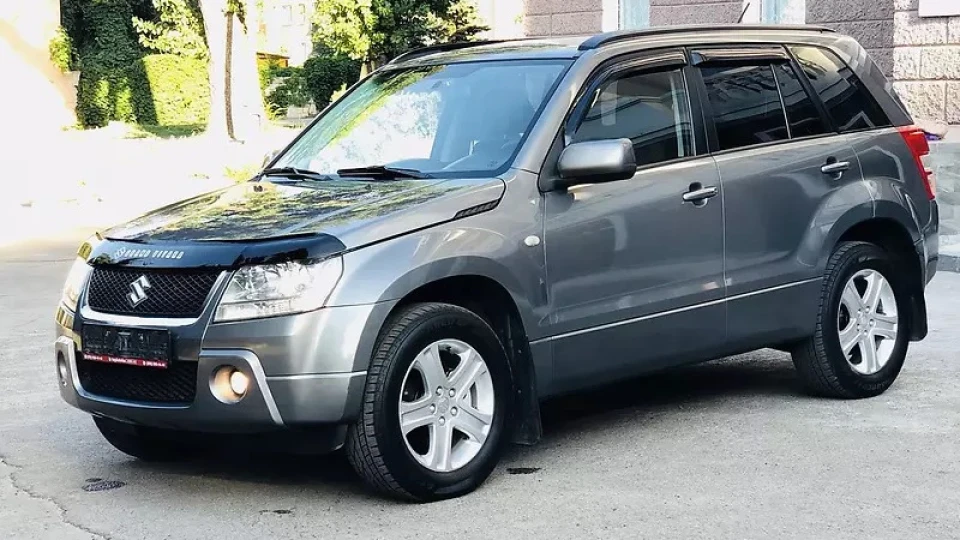 Suzuki Grand Vitara 2