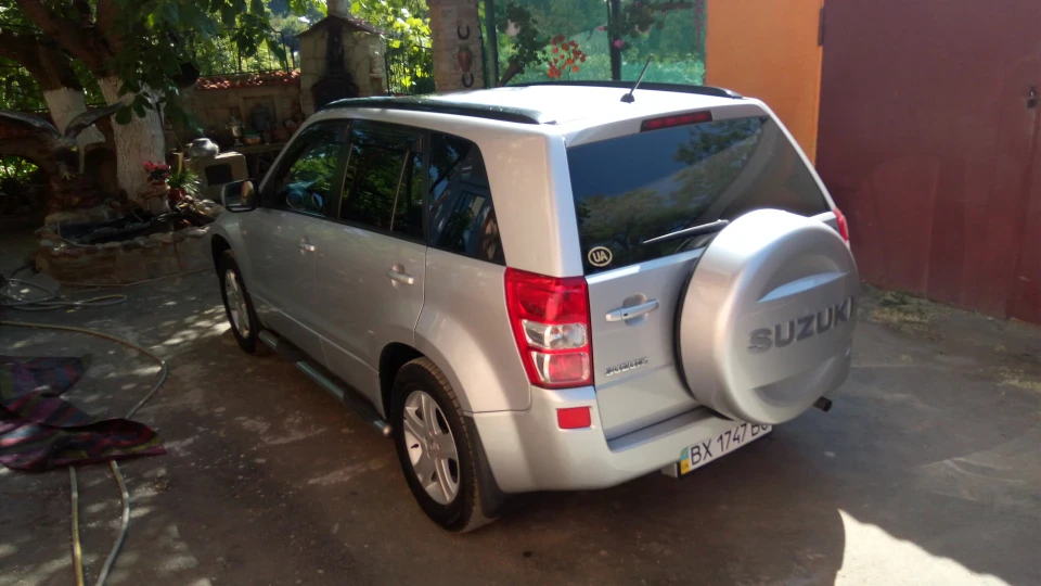Suzuki Grand Vitara 2.0 4×4 3