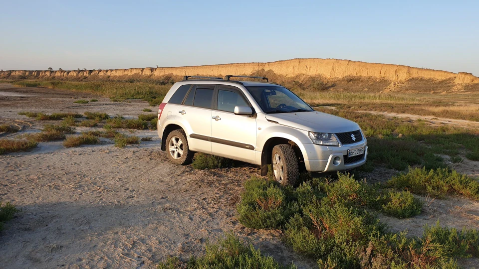 Suzuki Grand Vitara 2.0 АТ 2