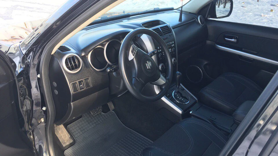 Suzuki Grand Vitara 2.0 2