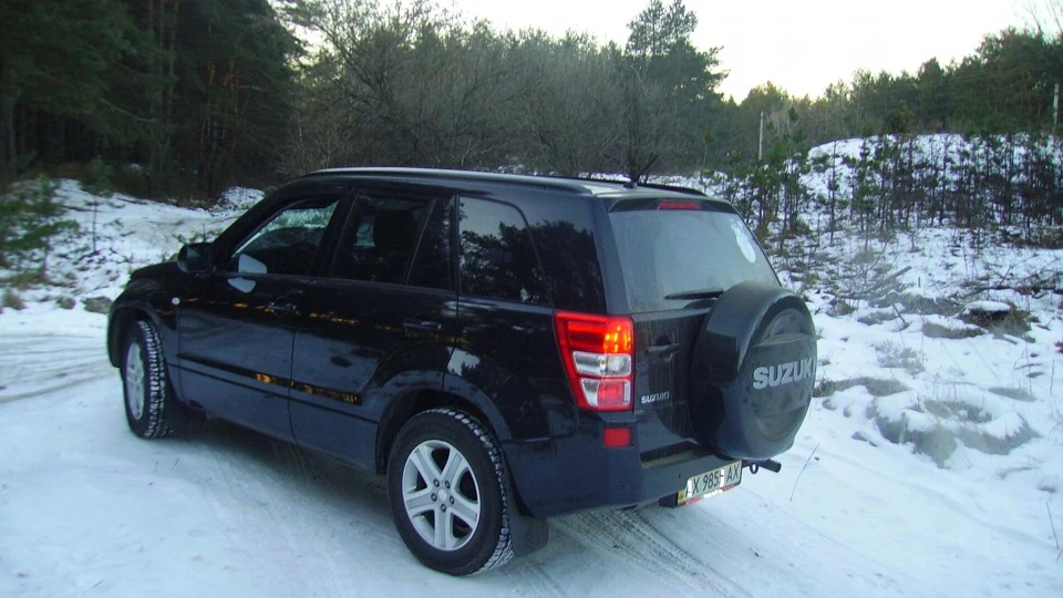 Suzuki Grand Vitara 2.0 2
