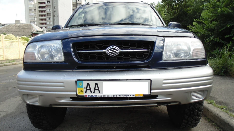 Suzuki Grand Vitara 2.0MT 2