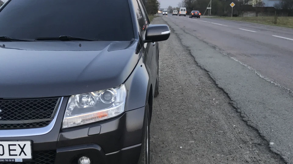 Suzuki Grand Vitara 2.4 Brauni