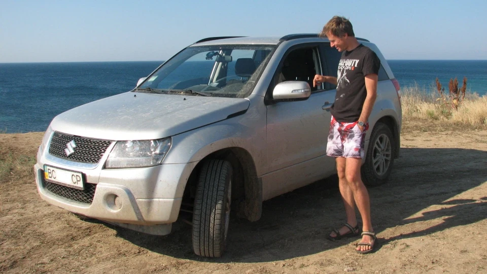 Suzuki Grand Vitara 2.4 MT