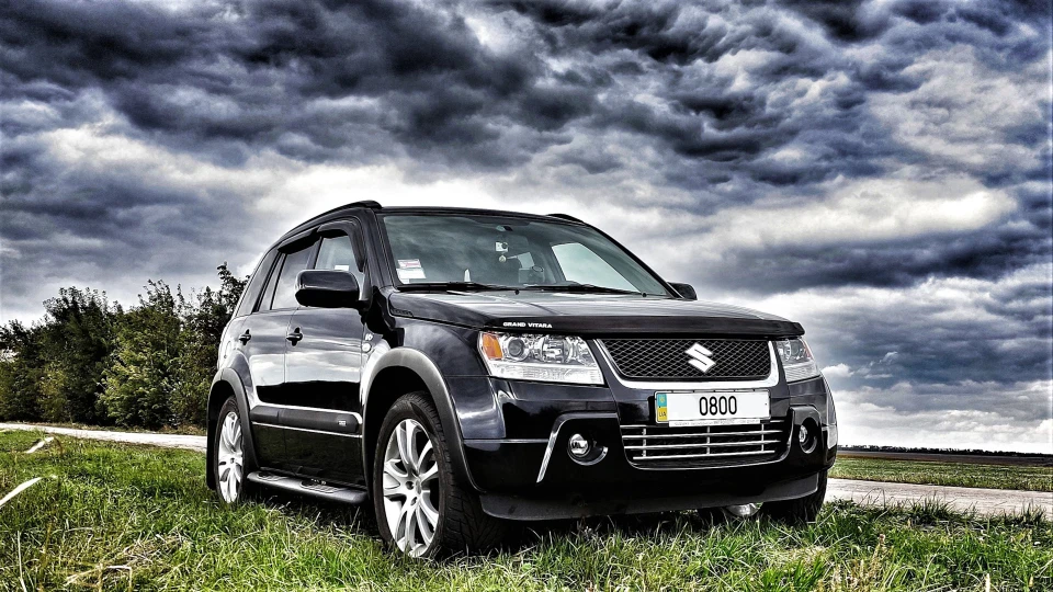 Suzuki Grand Vitara 2.7V6 3