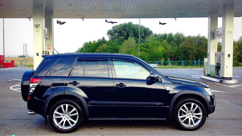 Suzuki Grand Vitara 2.7V6 4