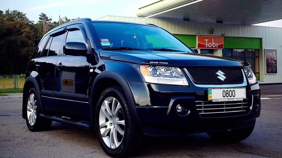 Suzuki Grand Vitara 2.7V6 5