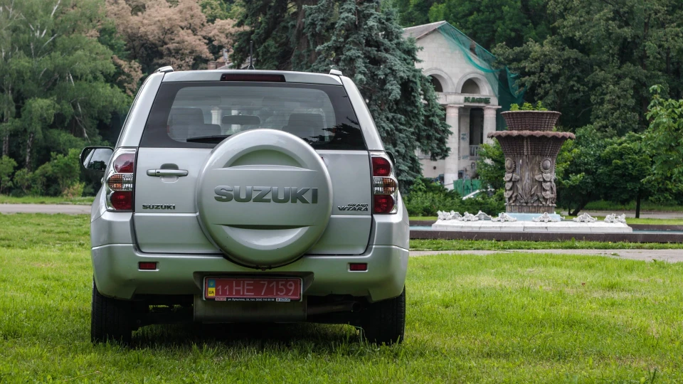 Suzuki Grand Vitara 3D 5