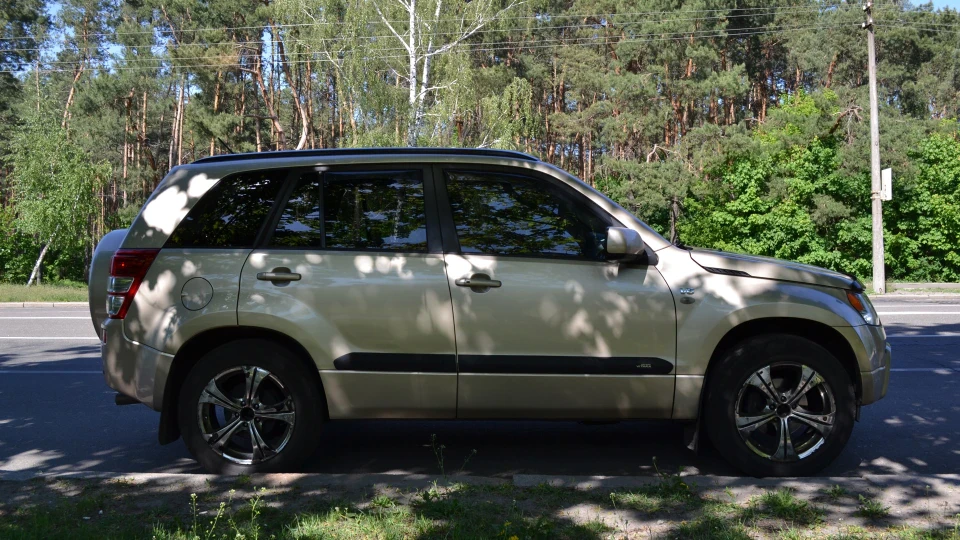 Suzuki Grand Vitara 6-ти циліндровий бичок=) 3