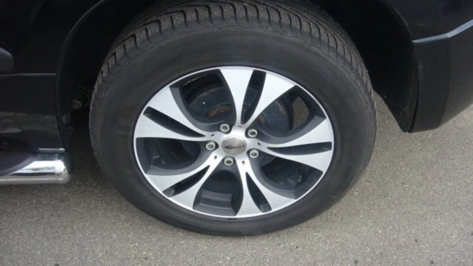 Suzuki Grand Vitara BLACK PEARL 5