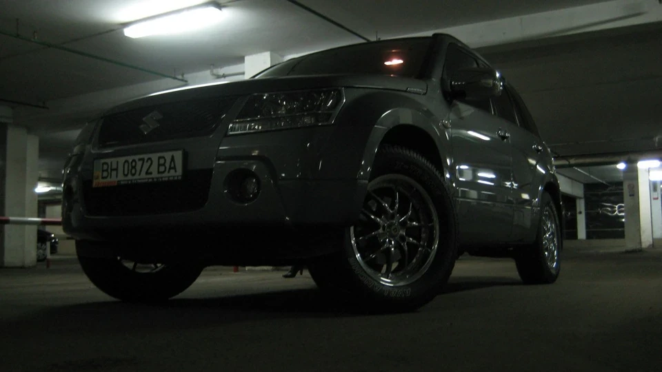 Suzuki Grand Vitara Brand Gitara 2