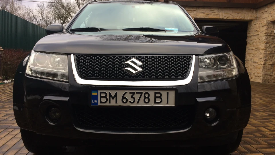 Suzuki Grand Vitara чорник 2.0 2