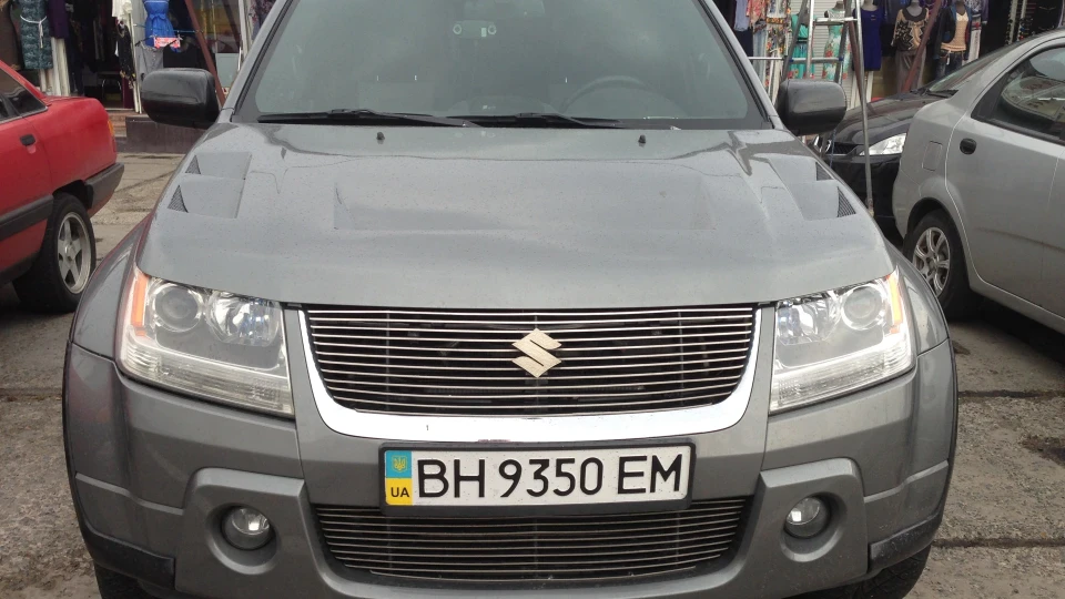 Suzuki Grand Vitara "Decepticon" 2.7 V6 3