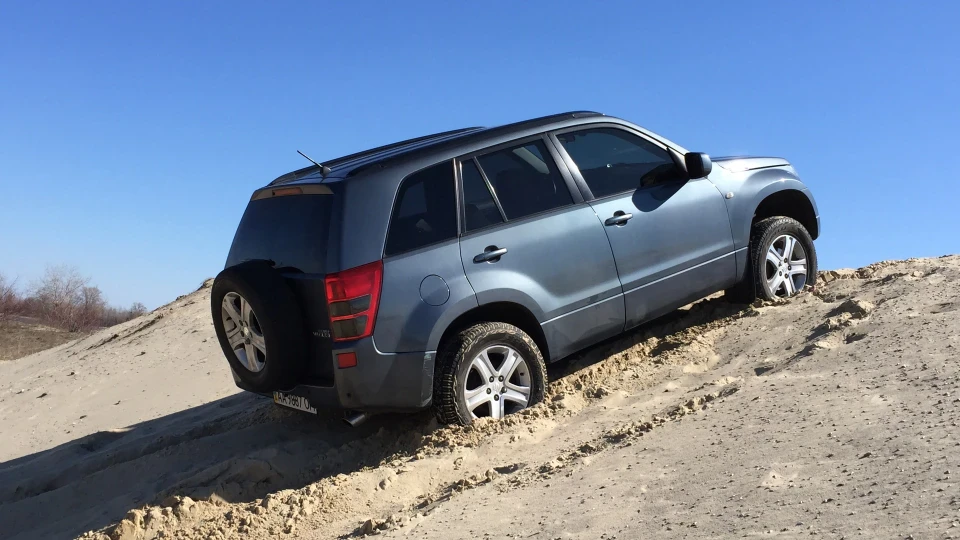 Suzuki Grand Vitara GrаFFіт на Айроні 2