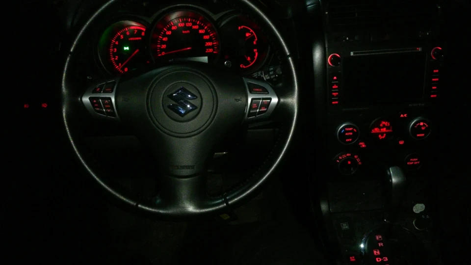 Suzuki Grand Vitara NEW VISION 4