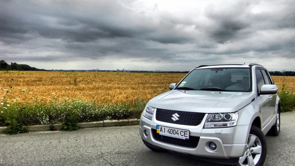 Suzuki Grand Vitara Срібний бегемот 2