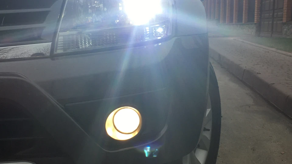 Suzuki Grand Vitara Сірий 2