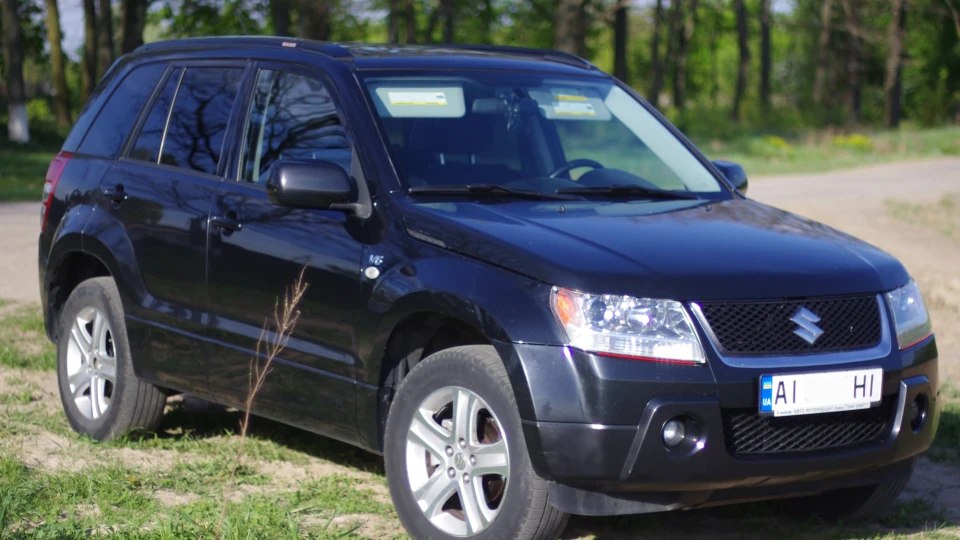 Suzuki Grand Vitara танк на 2.7 3