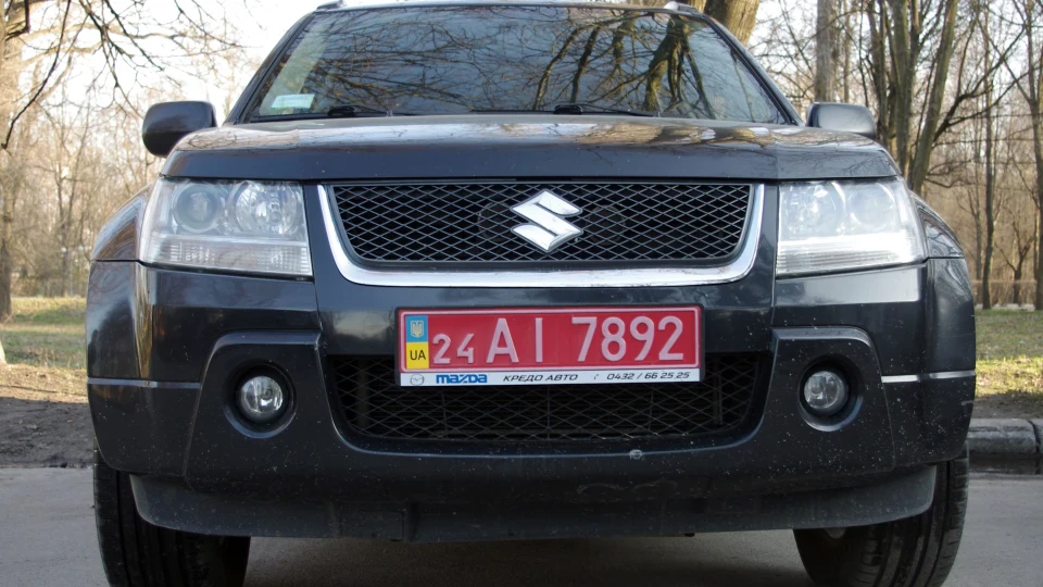 Suzuki Grand Vitara -Темна Сьюзі - 3