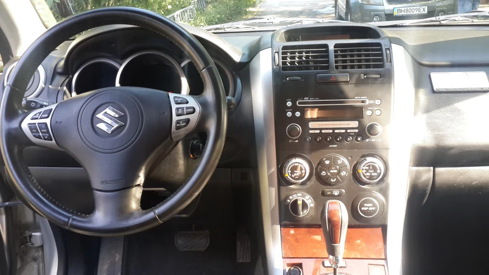 Suzuki Grand Vitara Тюлень 4