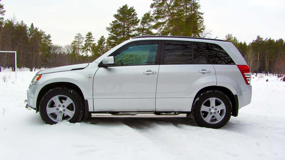 Suzuki Grand Vitara V6 2.7 Full Samurai 侍