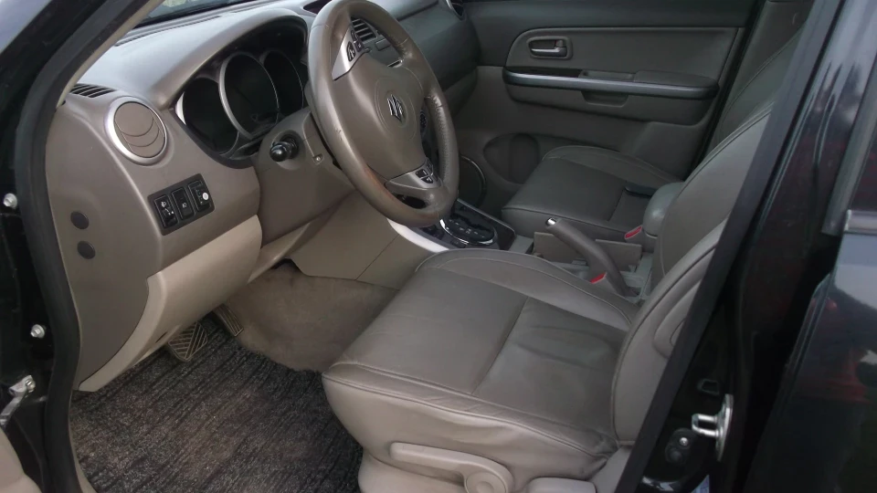 Suzuki Grand Vitara вірний кінь 2