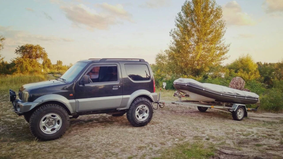 Suzuki Jimny 4